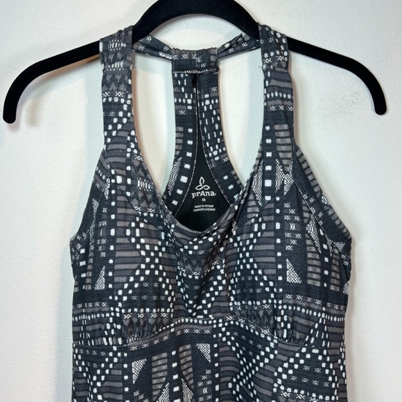 PrAna Cali Athletic Dress Gray Geometric Print Racerback Empire Waist  Sz Medium - Picture 4 of 15